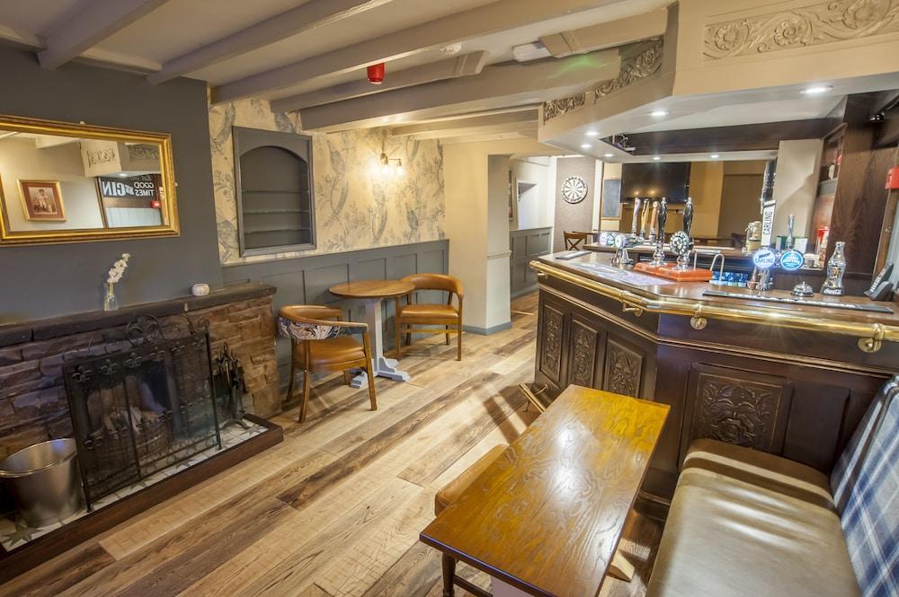The Plough Hotel Sleights Екстериор снимка